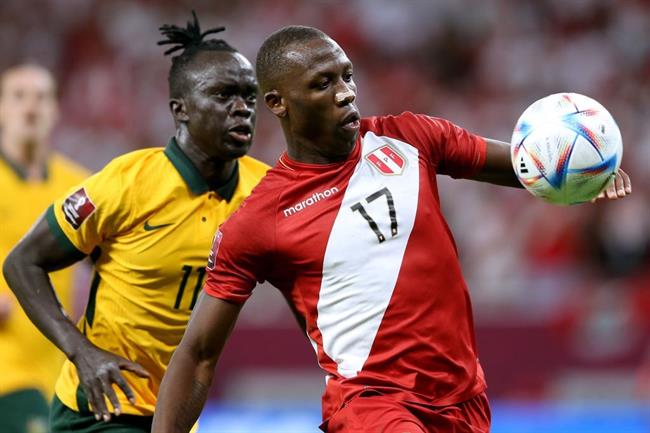 Cầu thủ Peru giải nghệ sau khi đá bay vé dự World Cup